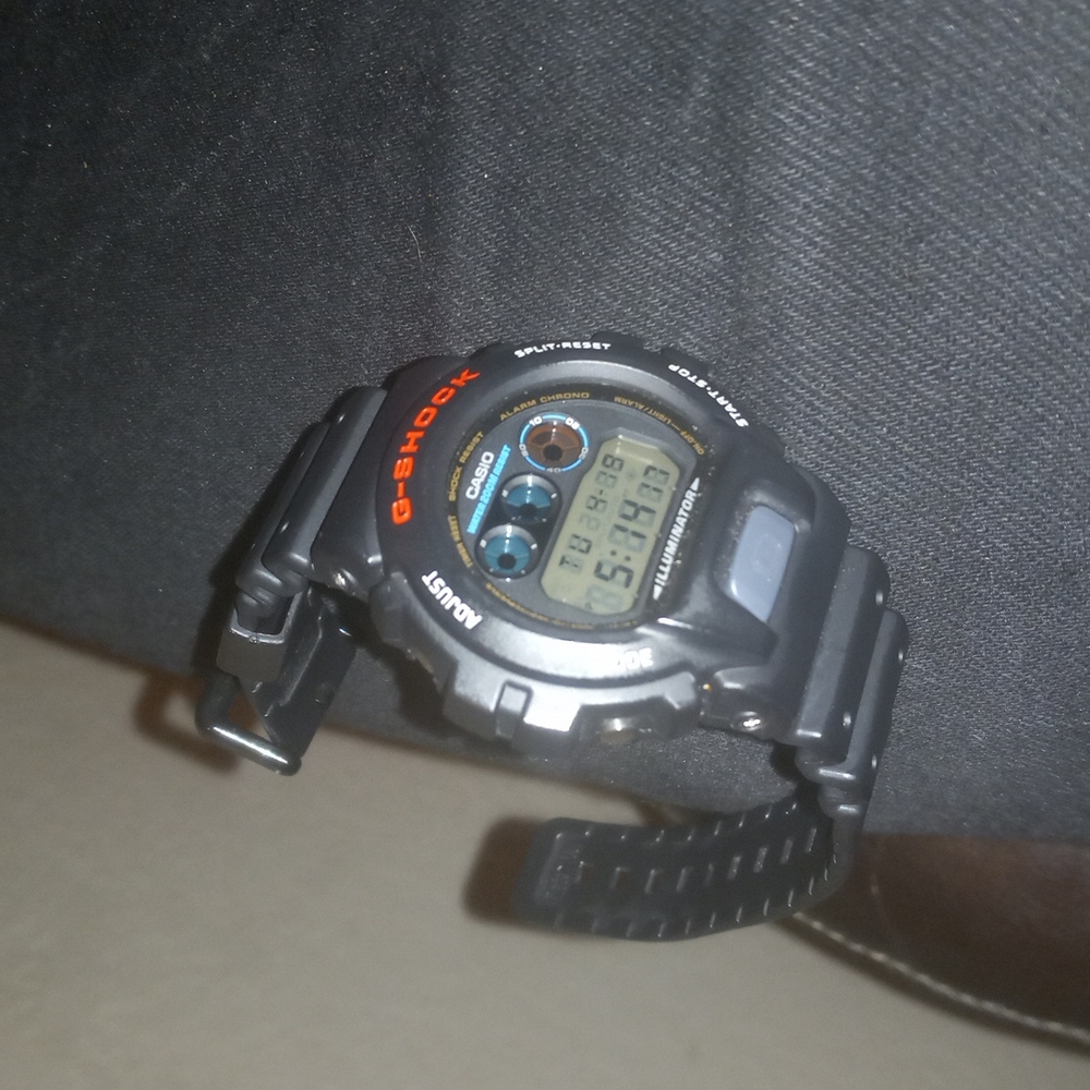 G shock watch